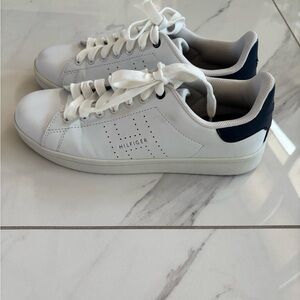 Tommy Hilfiger White Sneakers
